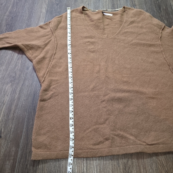 Free People Camel Brown Oversized V-Neck Sweater Slouchy Knit Pullover Size S - Picture 8 of 11